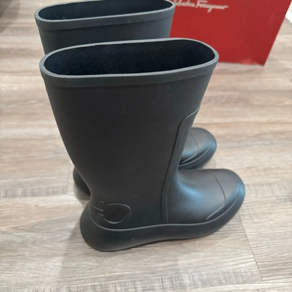 Salvatore Ferragamo Gancini Logo Rubber Rainboots Rain Boot